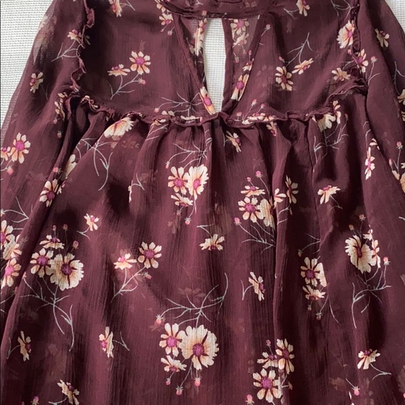 Woman’s top American Eagle size XS - Picture 3 of 9